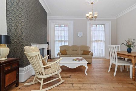 1 bedroom in a house share to rent - Photo 4