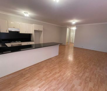 MODERN ONE BEDROOM PLUS STUDY - Photo 6