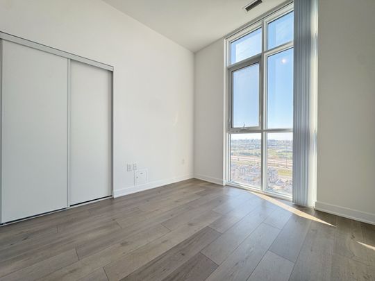For Lease - 10 Honeycrisp Crescent Unit# 1805, Vaughan, Ontario - Photo 1