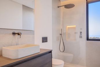 5 bedroom luxury Villa for rent in Rio Real, Spain