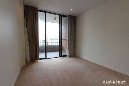 2 Bedroom Apartment in Kingston - Photo 3