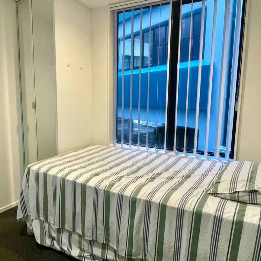 Furnished City Apartment - ONE Week Rent Free - Photo 1