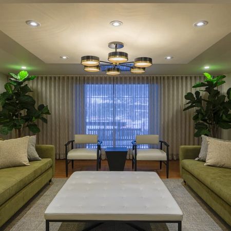 Davisville Village Apartments - Photo 3