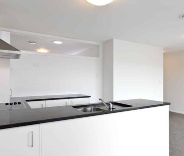 Papakura, 2 bedrooms, $550 per week - 26 Railway West St - Photo 5