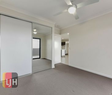 STYLISH 2 BEDROOM UNIT IN CENTRAL LOCATION - Photo 3