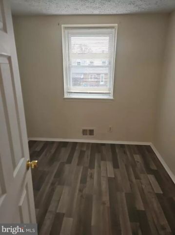 2021 Dineen Dr - Photo 3