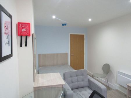 Winckley Square, Flat 10, PRESTON, Lancashire PR1 3JQ - Photo 3