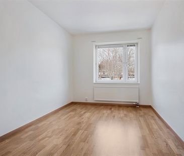 Vargvägen 18 - Foto 1