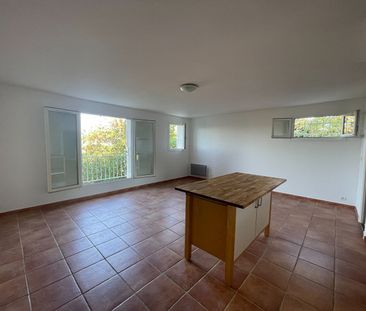 APPARTEMENT DUPLEX T3 - A LOUER - QUARTIER DE LA TORSE - AIX EN PROVENCE - Photo 3