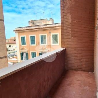 Trilocale in affitto - Photo 1