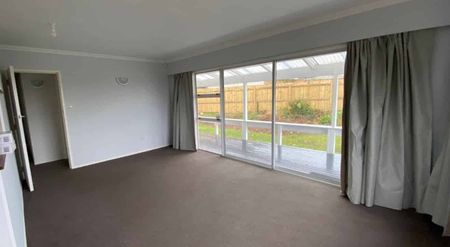 2 Bedrooms on Bay Grove - Photo 3