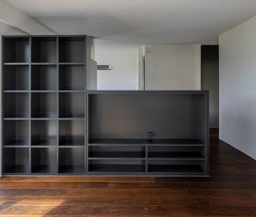 Sonnige, helle Designer-2-Zimmer-Wohnung mit Seesicht - Photo 2