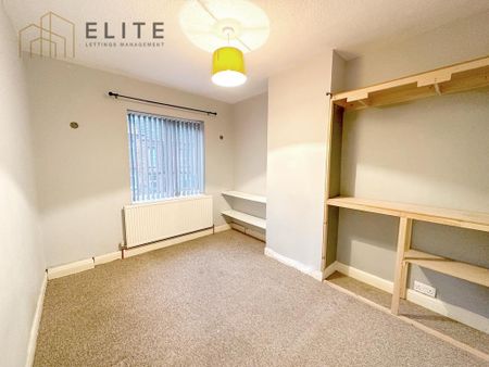 3 bedroom terraced house to rent - Photo 3