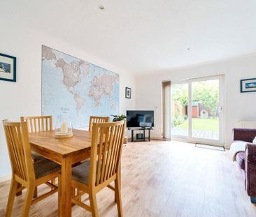 2 bedroom terraced house to rent - Photo 3