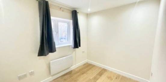 1 bedroom property to rent in London - Photo 2