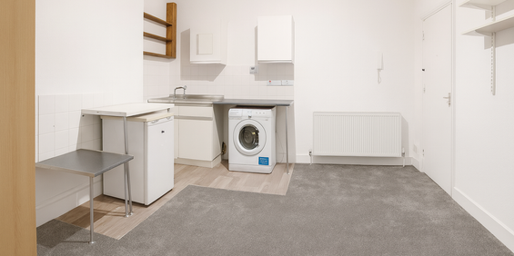 Studio to rent - Photo 3