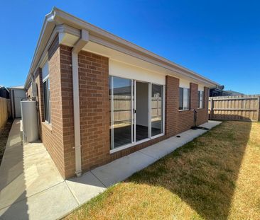 Family Home in Great Location - Photo 3