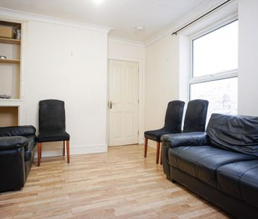 Avenue Road, Southampton - Photo 2