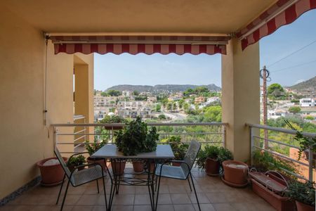 Flat with panoramic views for rent in Calpe - Photo 4