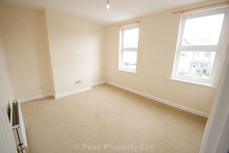 Ilfracombe Road, Southend On Sea, SS2 - Photo 4