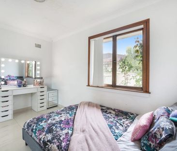 Family Home in a Convenient Location - Photo 5