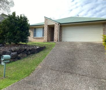 Modern 4 Bedroom Home In Quiet Location - Photo 3