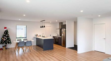 Family Home In Halswell! - Photo 2