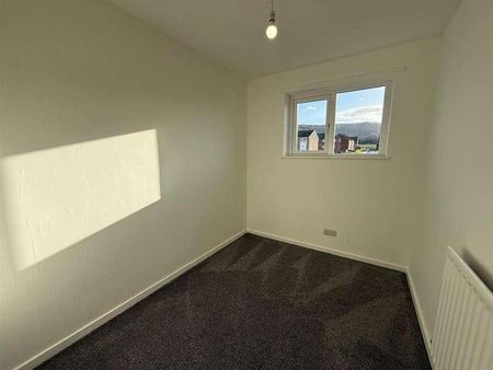 Bankfields Road, Middlesbrough, TS6 - Photo 2