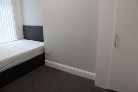 5 bedroom house to rent - Photo 4