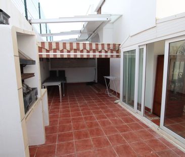 4 bed corner townhouse for long term rent, located in La Cala de Mijas - Photo 4