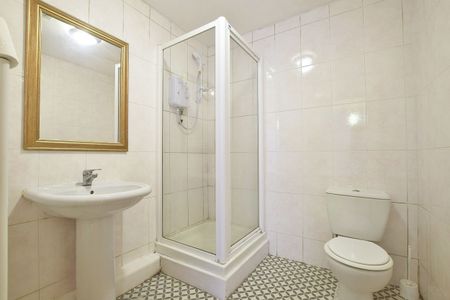 2 bedroom property to rent Apartment 6, Fitzwilliam Court, 19-21 Anson Road, Manchester, M14 - Photo 2