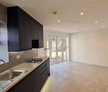 £553.85 per week (£2,400.00 per month) - Photo 4