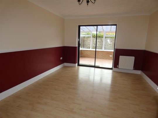 3 bedroom detached house to rent - Photo 1