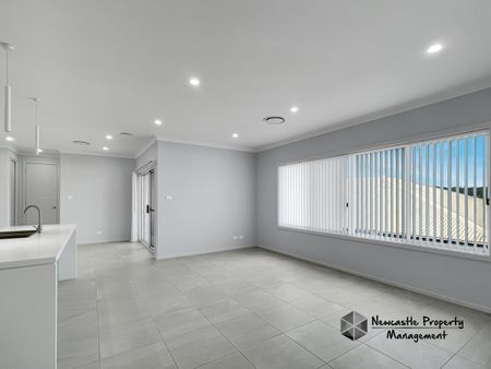 1 Silver Gum Circuit, Edgeworth - Photo 2