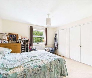 Hitherhooks Hill, Binfield, Berkshire, RG42 - Photo 4