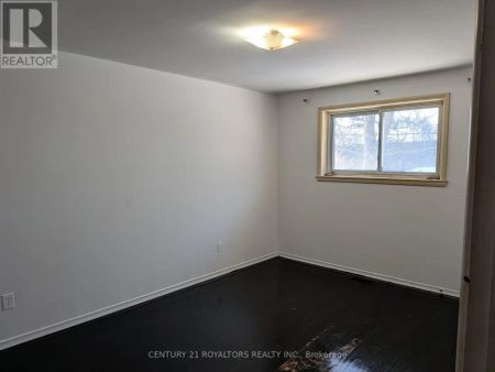 50 MARBURY CRESCENT - Photo 5