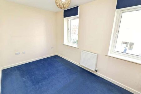 Maxwell Road, Borehamwood, WD6 - Photo 4