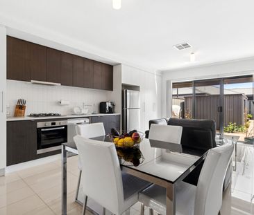 Modern & Low-Maintenance Living in Heart of Eyre - Photo 3