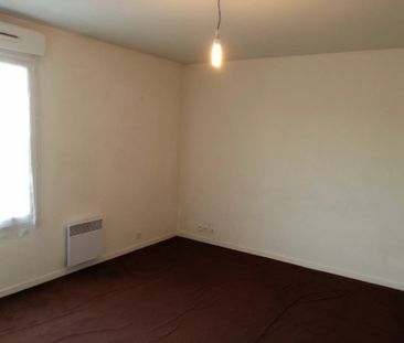 Location Appartement 1 pièces 27 m2 à Champs-sur-Marne - Photo 2