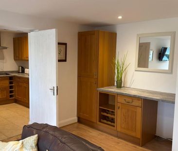 1 bedroom detached house to rent - Photo 4