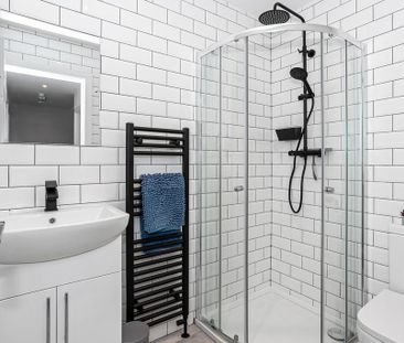 6 bedroom terraced house to rent - Photo 3