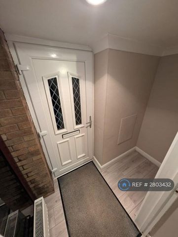 2 bedroom terraced house to rent - Photo 5
