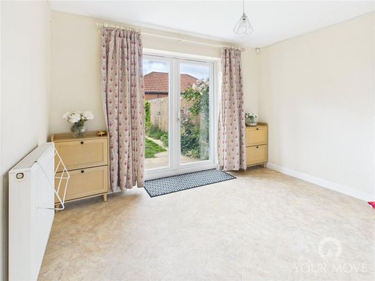 4 bedroom link detached house to rent - Photo 1