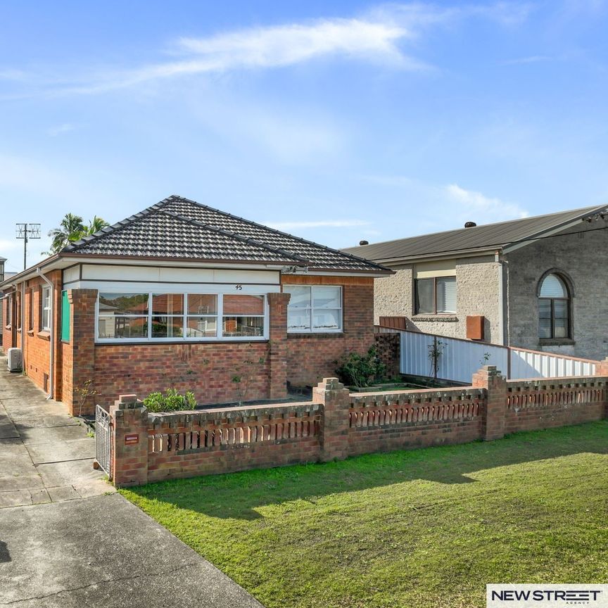 45 Stanley Street, Belmont NSW 2280 - House For Rent | Domain - Photo 1