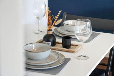 1 bedroom serviced apartment to rent - Photo 3