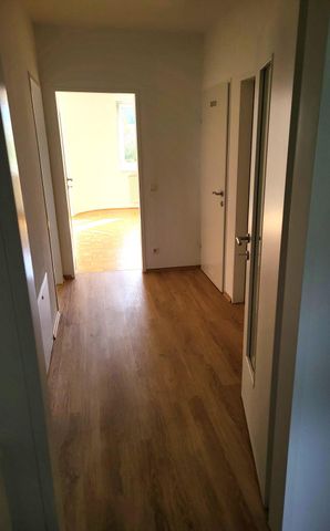 Gut geschnittene 2-Zimmer Wohnung- neu saniert - Foto 3