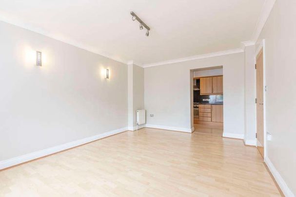 Albany Road, Cheltenham, GL50 - Photo 1