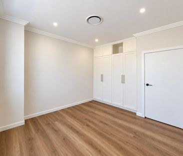 BRAND NEW DUPLEX WITH QUALITY FEATURES! - Photo 2