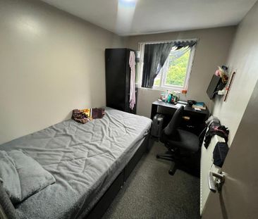 7 bedroom house share to rent - Photo 3