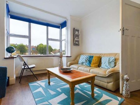 Milner Road, Brighton, BN2 - Photo 2